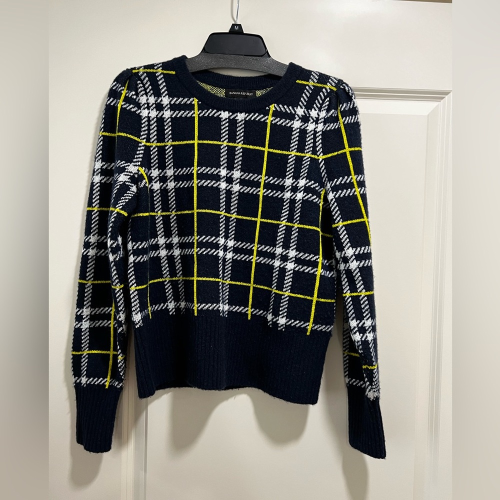 Banana Republic sweater - sooo cute!!!